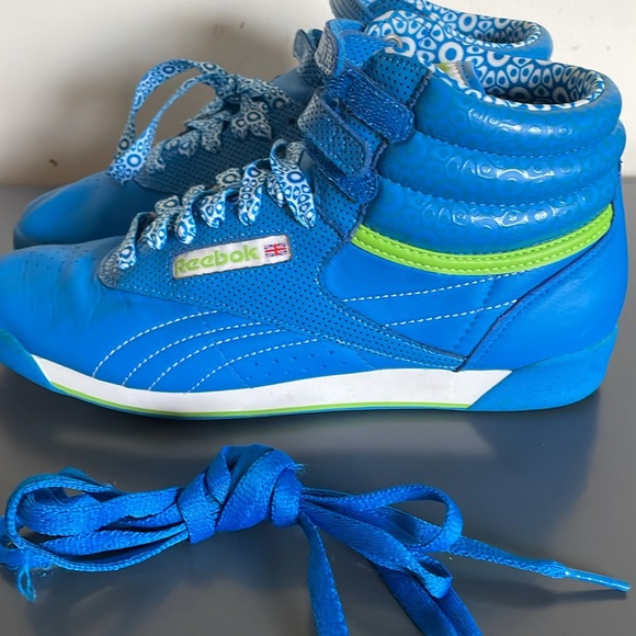 Reebok Classic Runners - Picture 4 of 9